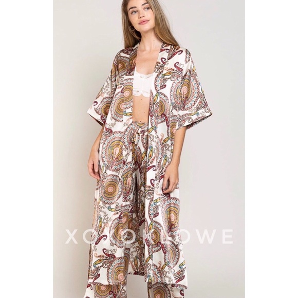 POL Paisley & Medallion Print Kimono Satin Relaxed Fit - Picture 8 of 13